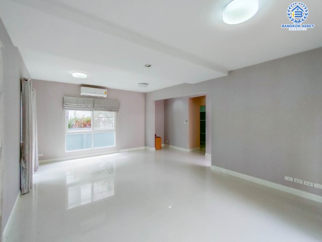 *****บ้านเดี่ยวมือสองย่านนนทบุรี ม.เพอร์เฟคเพลส3 ราชพฤกษ์ หลังมุม เนื้อที่กว้างเกือบ 56 ตร.ว. ฟังก์ชัน 3 ห้องนอน 3 ห้องน้ำ ที่จอดรถ 2 คัน บ้านสวย สไตล์โมเดิร์น ตกแต่งใหม่พร้อมเข้าอยู่ บนทำเลแห่งการเดินทาง ใกล้รถไฟฟ้าสายสีม่วง "สถานีบางรักน้อยท่าอิฐ" และทางด่วน "ศรีรัช" จองเลย!!